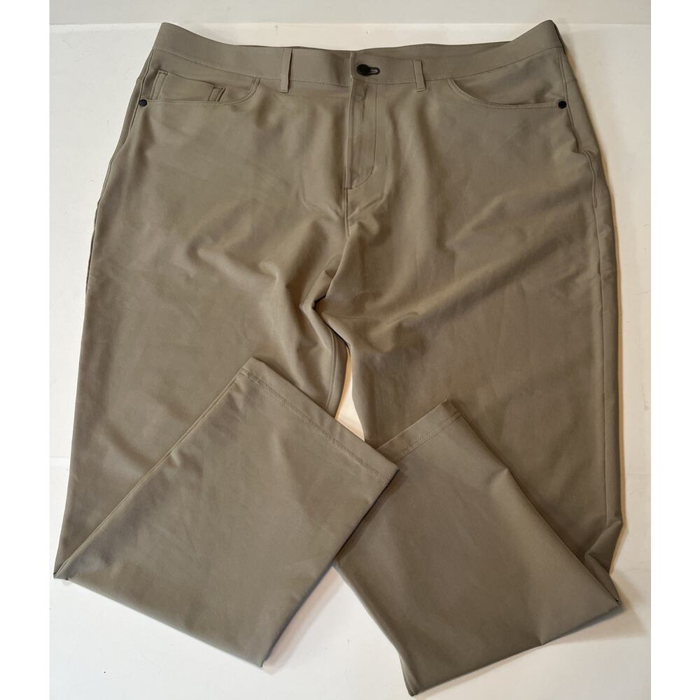 Pub Rec Men’s Khaki Travel pants 42 X30 Straight Poly Blend